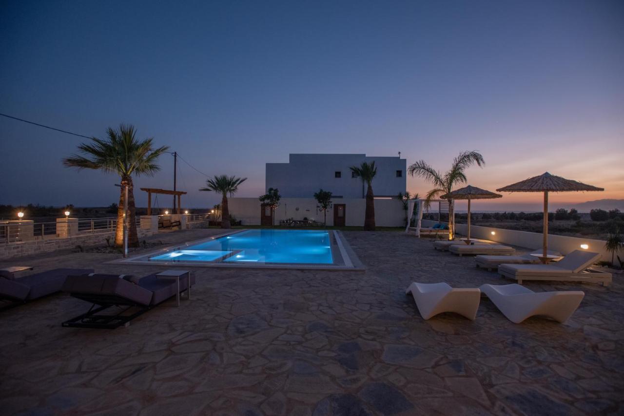 Villa Pnoe Seaside Kalamaki  Exterior foto