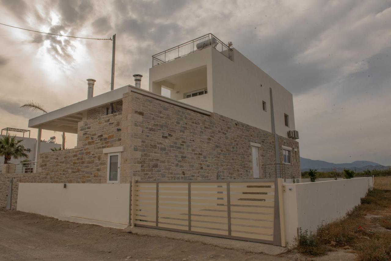 Villa Pnoe Seaside Kalamaki  Exterior foto