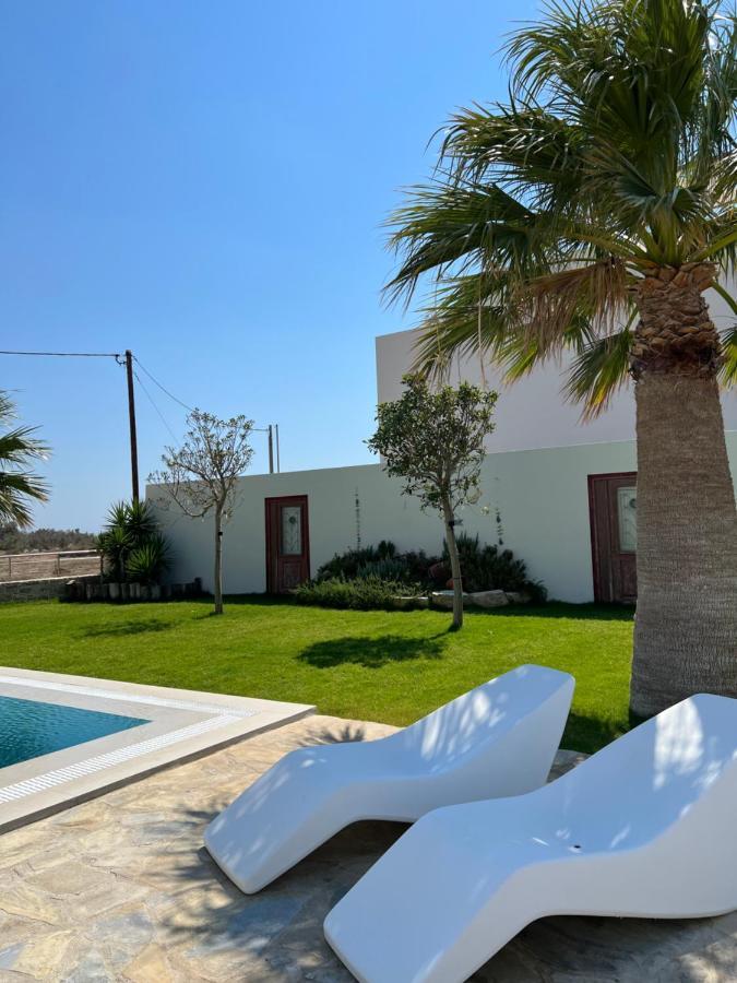 Villa Pnoe Seaside Kalamaki  Exterior foto